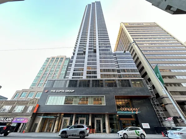 395 Bloor St E, Toronto, ON