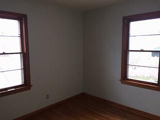4th image of 22 Madison Ave