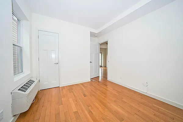 Rented by Level Group | media 2