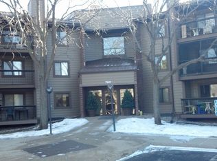 7501 W 101st St APT 220, Minneapolis, MN 55438