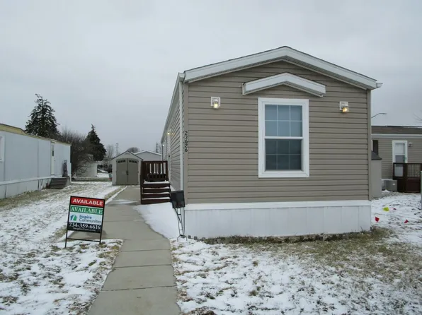 23626 Valley Dr #130, Romulus, MI 48174