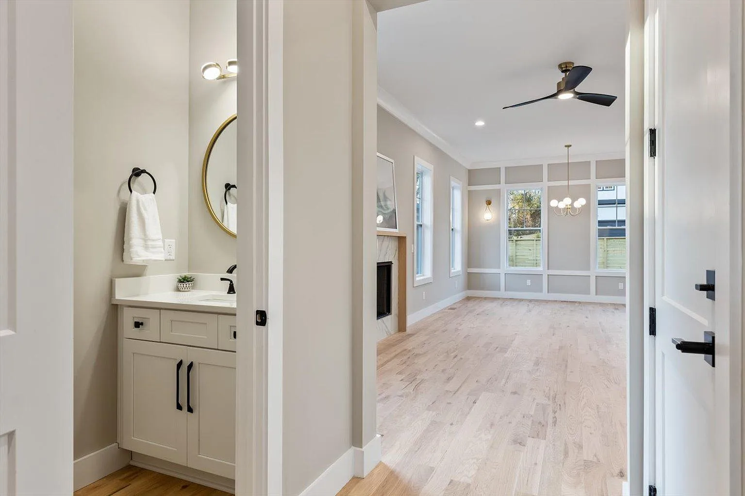 3 bed, 3.5 bath, 2235 sqft, $3,250 — Photo 3