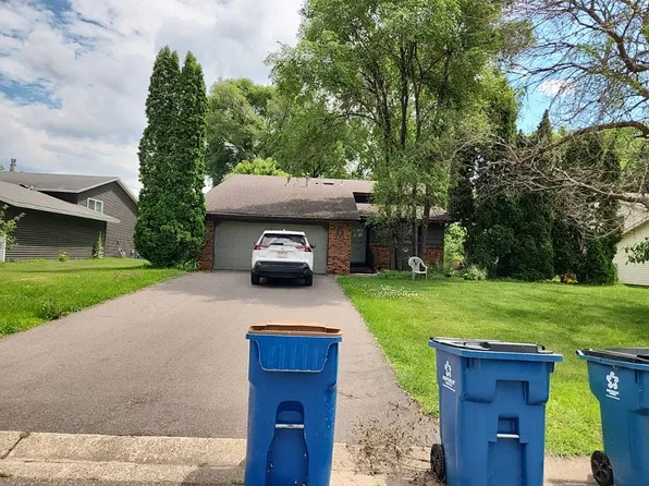 7916 Irving Ave N, Brooklyn Park, MN 55444