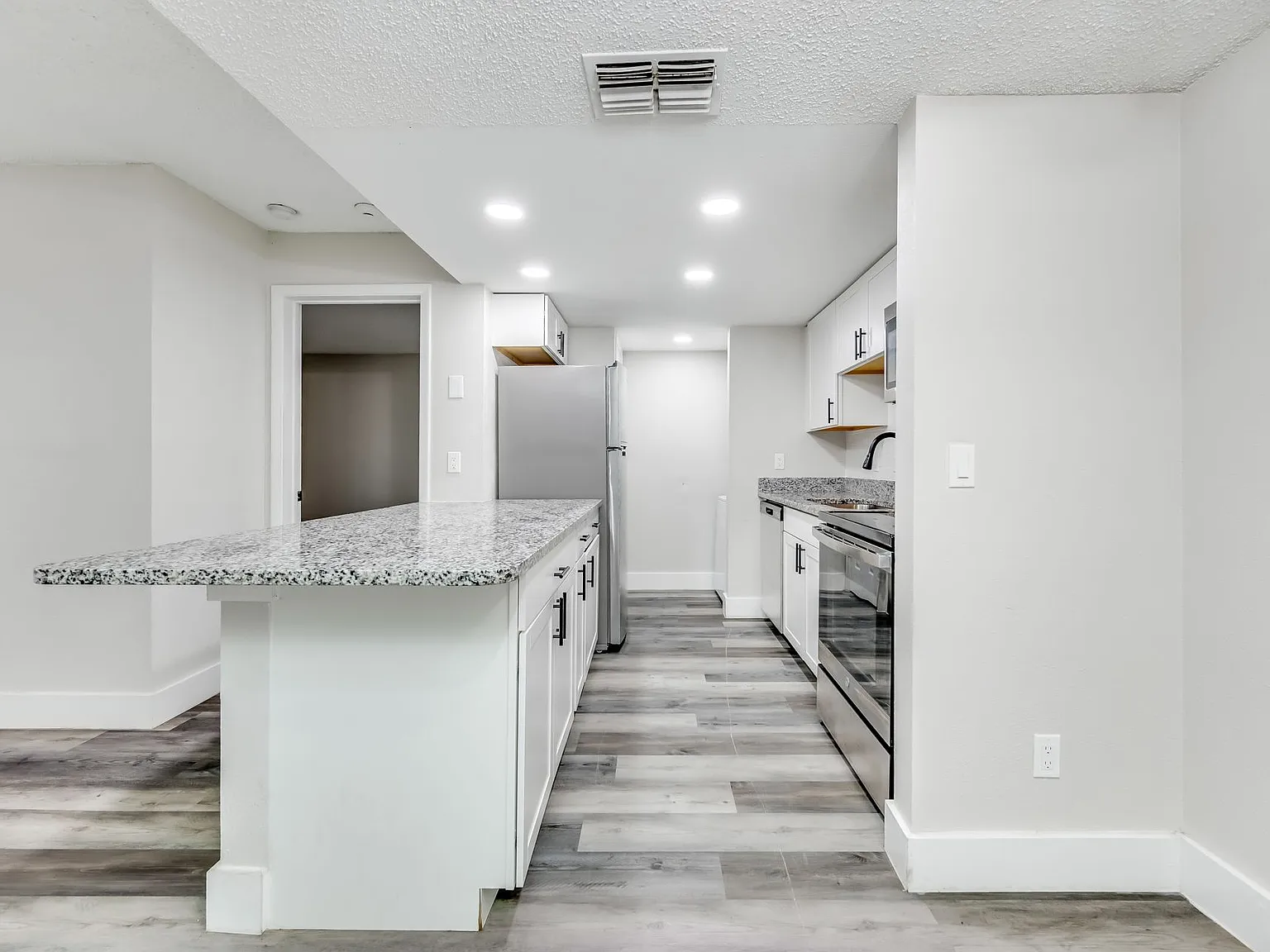 Armature Place Apartments — Photo 3