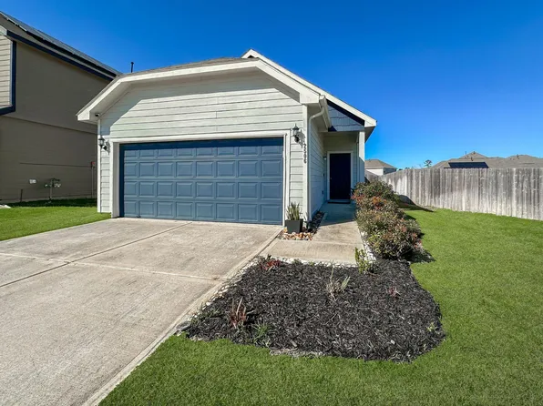 2506 Moapa Dr, Conroe, TX 77384