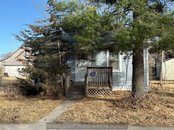 309 S Vine St, Grand Island, NE 68801