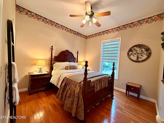 29th image of 630 Kenny Brook Ln
