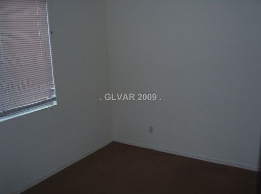 4th image of 4920 Lone Vista Way