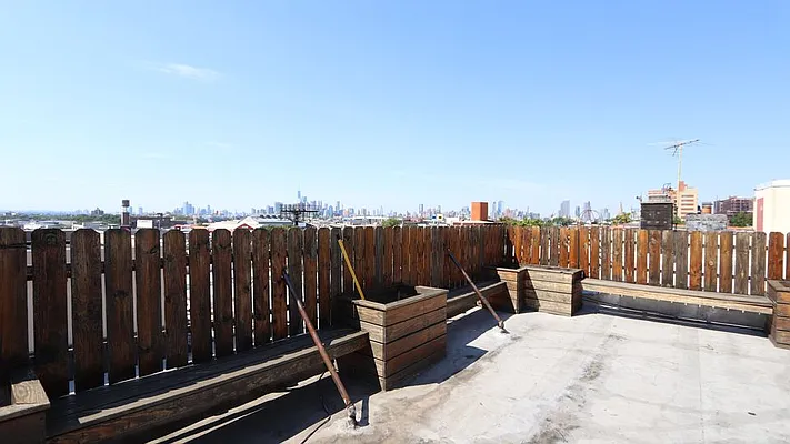 Rented by Nooklyn NYC LLC | media 68