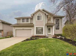 15527 Josephine St, Omaha, NE 68138