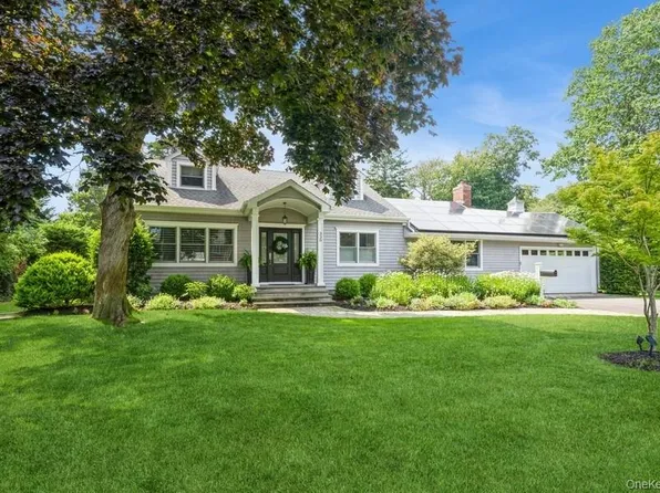 330 Private Road, East Patchogue, NY 11772