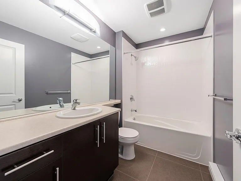 3445 Wilkie Ave #13 — Photo 14