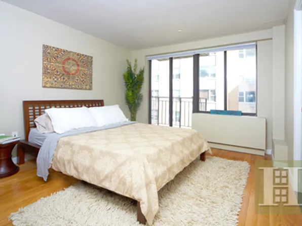 306 Mott Street image 1 of 4