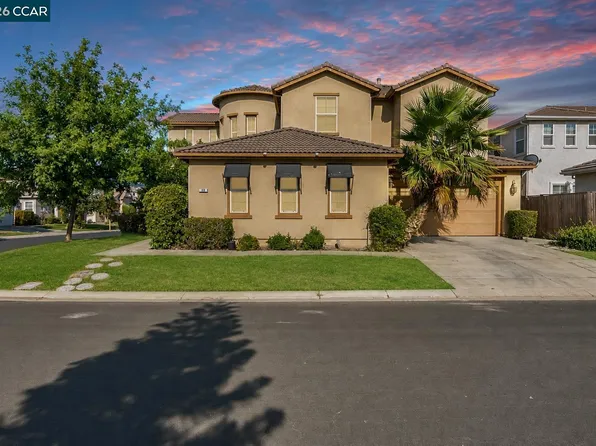 30 Echo Ct, Patterson, CA 95363