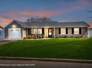 402 3rd St, Waretown, NJ 08758