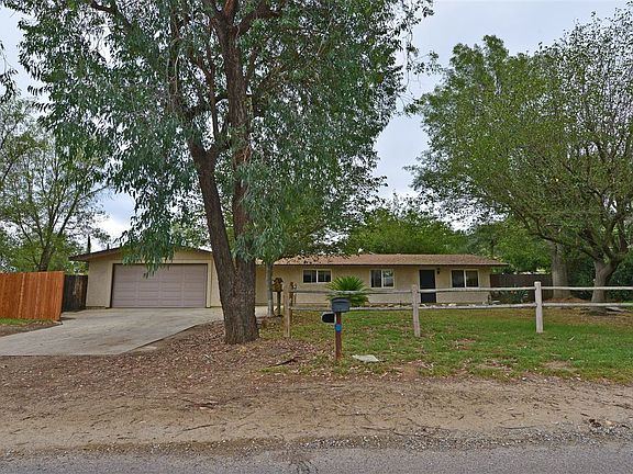 2nd image of 1154 Ramona St