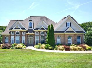 6026 Old Orchard Rd, Kernersville, NC 27284