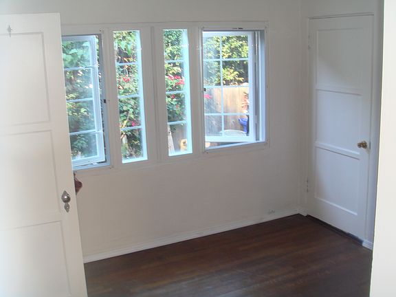 4th image of 3421 Zola St