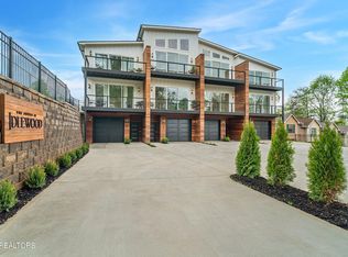 637 Idlewood Ln #1-4, Knoxville, TN 37923