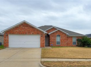 6711 Broken Kettle Rd, Arlington, TX 76002