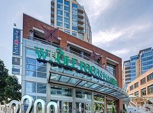 910 Lenora St APT 809, Seattle, WA 98121