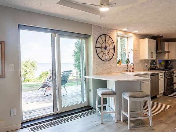 5th image of 2471 Coulter Cove Rd