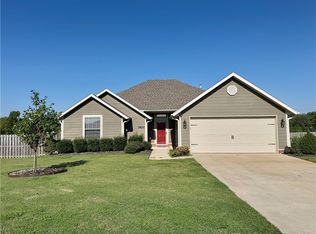 3907 Appaloosa Way, Springdale, AR 72764