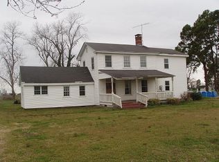 125 Church St, Fairfield, NC 27826