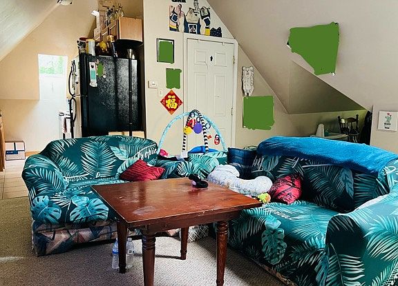 4th image of 406 S Prairie St APT 5