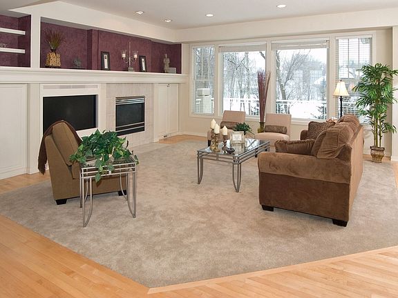 Great Room with Gas Fireplace