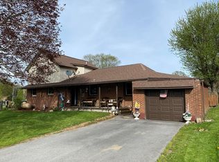 1424 Tire Hill Rd, Johnstown, PA 15905