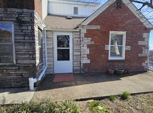 807 Gresham Rd APT 1, Knoxville, TN 37918