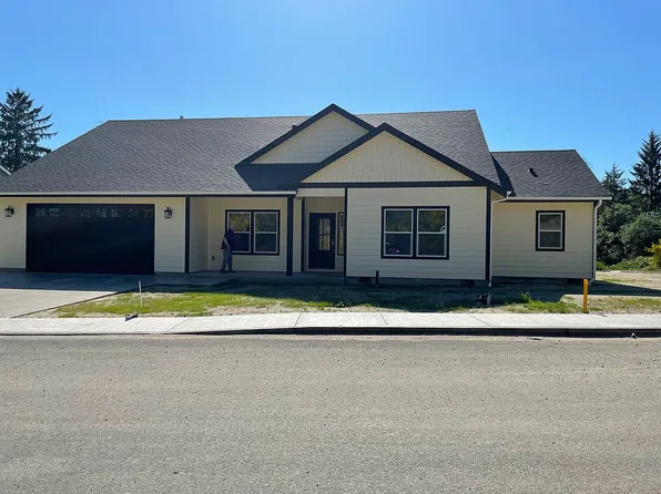 73 NW Kalmia Ave, Warrenton, OR 97146