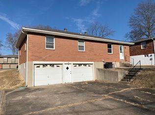 3707 NE 57th St, Kansas City, MO 64119