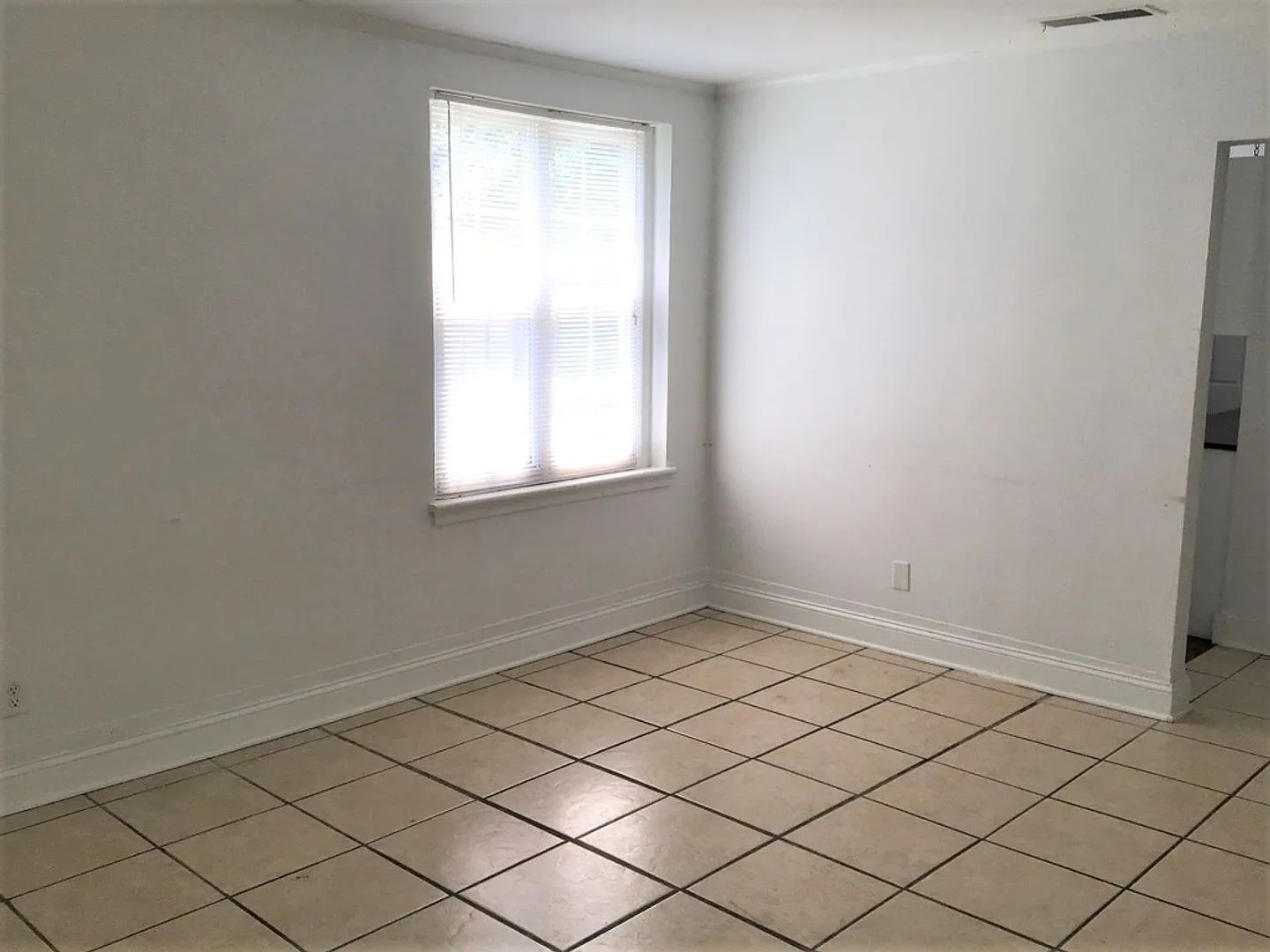401 Waccamaw Avenue — Photo 4