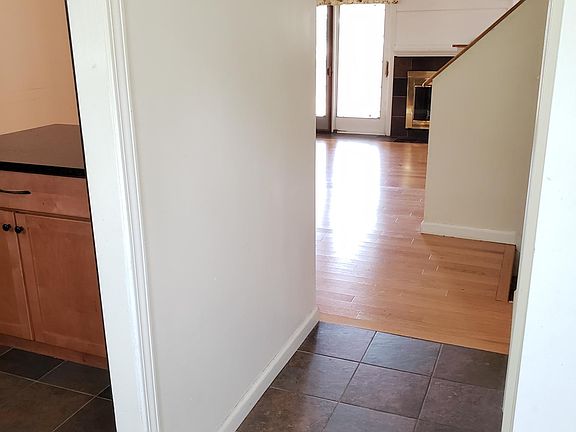 2nd image of 1723 Brentwood Dr