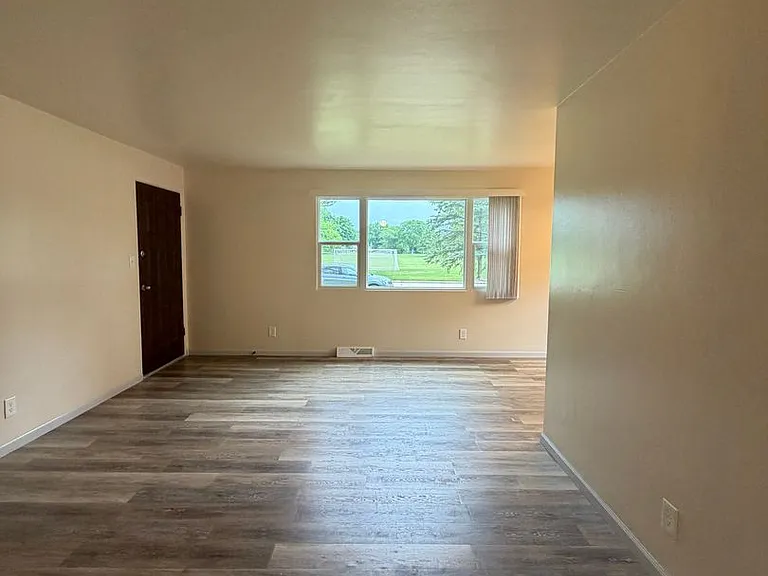 3309 E Edgemere Dr — Photo 9