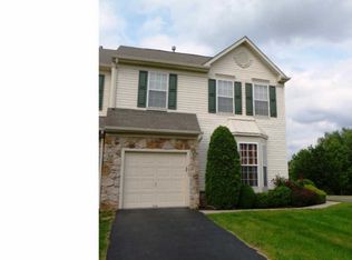 4439 Honeysuckle Ln, Doylestown, PA 18902