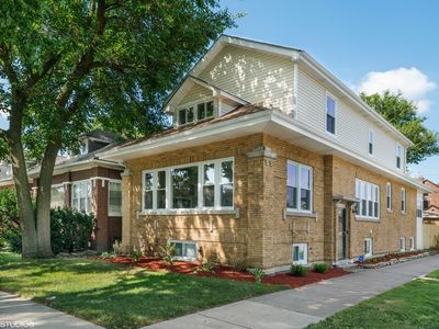 7600 S Clyde Ave, Chicago, IL, 60649