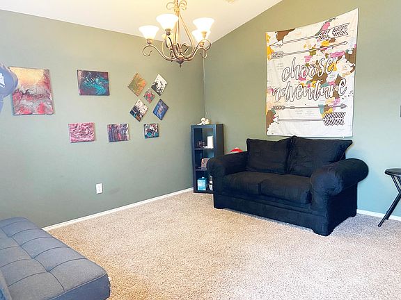 5th image of 1940 Bradford Pear Dr