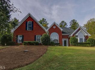 130 River Birch Dr, Oxford, GA