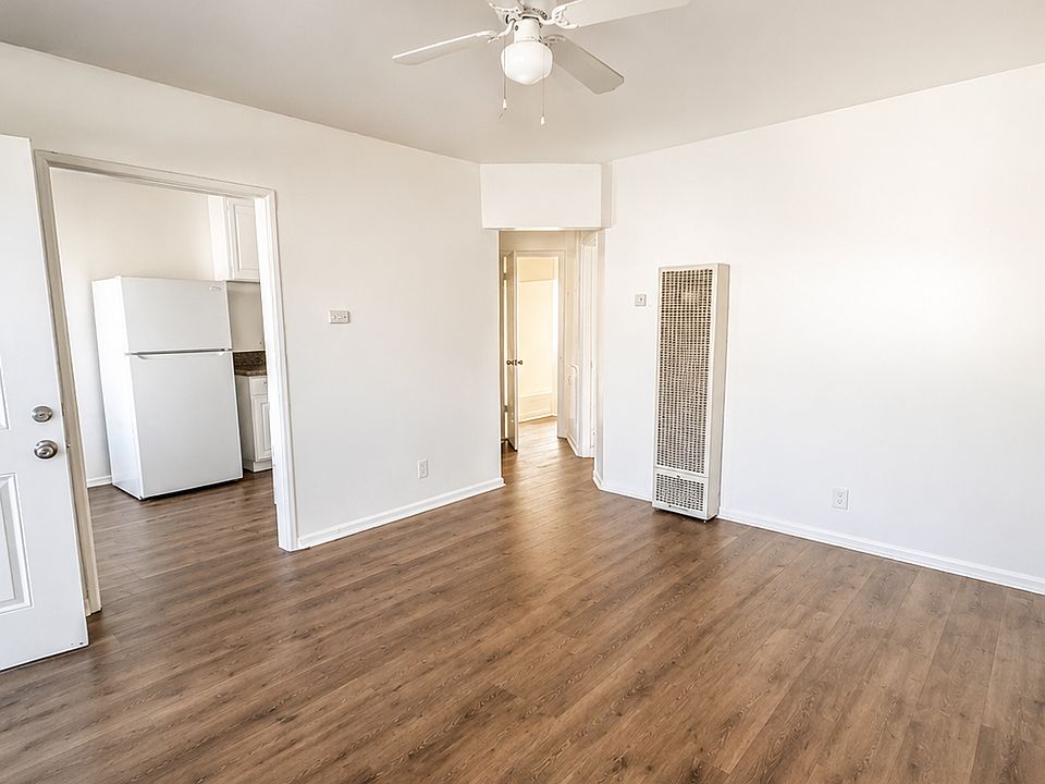 1st image of 1536 W 226th St #D