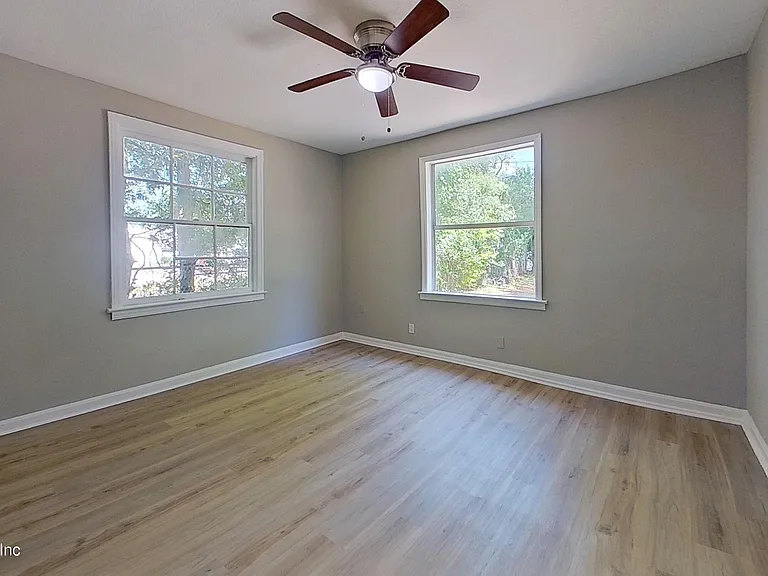 2853 College St #1 — Photo 12