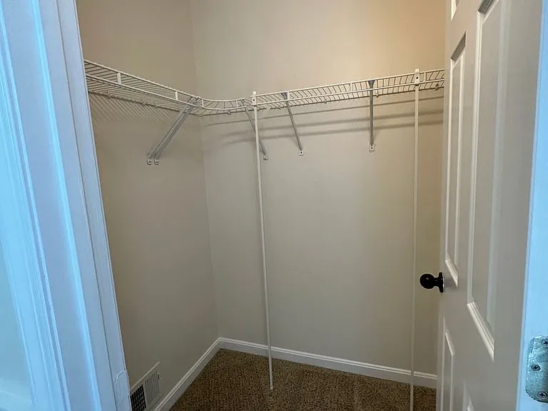 111 Fox Ct — Photo 15