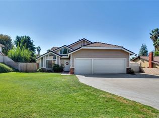 1130 Via Vista Dr, Riverside, CA 92506