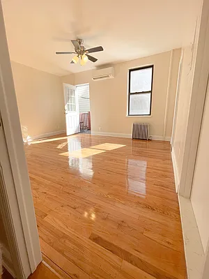 Rented by Select Real Estate | media 3