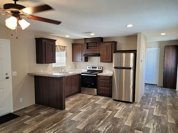 3rd image of 4000 24th St N #112
