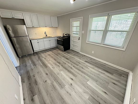 2nd image of 2700 Pitts Dr #2714