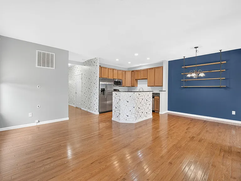 119 River Rock Way #1 — Photo 4