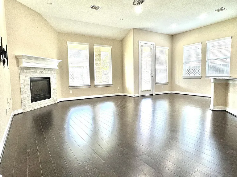 27034 Triana River Cir — Photo 14